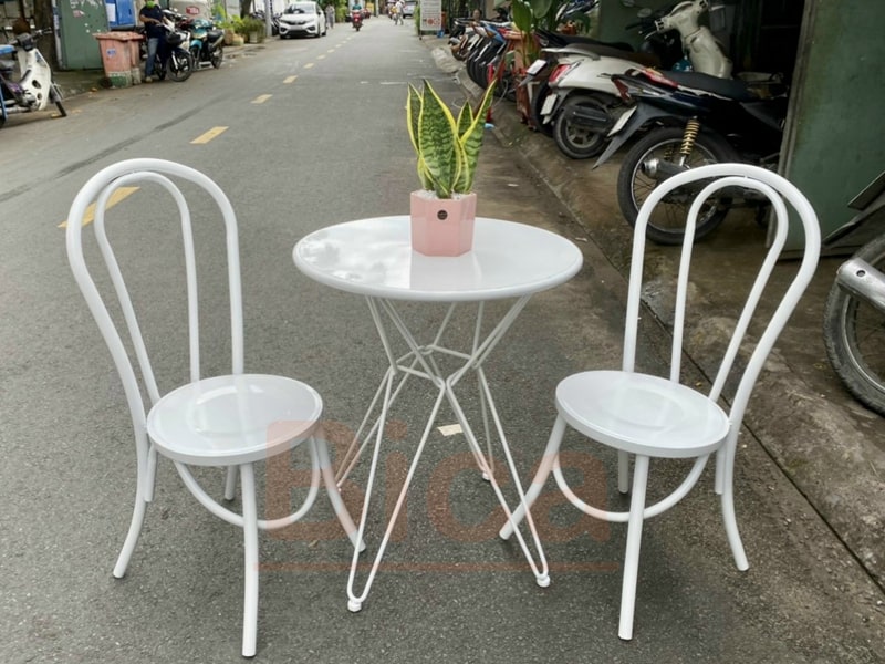 Ghế cafe sắt thonet