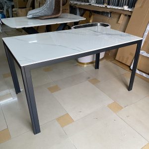 Bàn ăn chữ nhật mặt đá phiến B81
