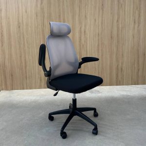 Ghế văn phòng chân xoay 018D